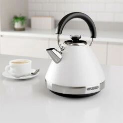 Morphy Richards Venture White Pyramid Kettle 16 Morphy Richards Venture White Pyramid Kettle -Morphy Richards Sales Store 100134 lifestyle