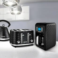 Morphy Richards Vector Black Pour Over Filter Coffee Machine -Morphy Richards Sales Store 108131 248131 163002 lifestyle