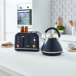 Morphy Richards Rose Gold and Midnight Blue 4 Slice Toaster 13 Morphy Richards Rose Gold and Midnight Blue 4 Slice Toaster -Morphy Richards Sales Store 242039 300dpi 2000x2000 03
