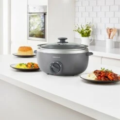 Morphy Richards Sear and Stew 6.5L Oval Slow Cooker Titanium -Morphy Richards Sales Store 461022 lifestyle